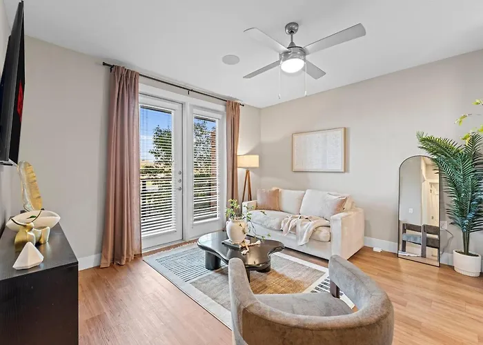 Luxury 1br King Bed In North Worth - Pool, Gym, Parking & Pet Friendly - Stockyards & World Cup *