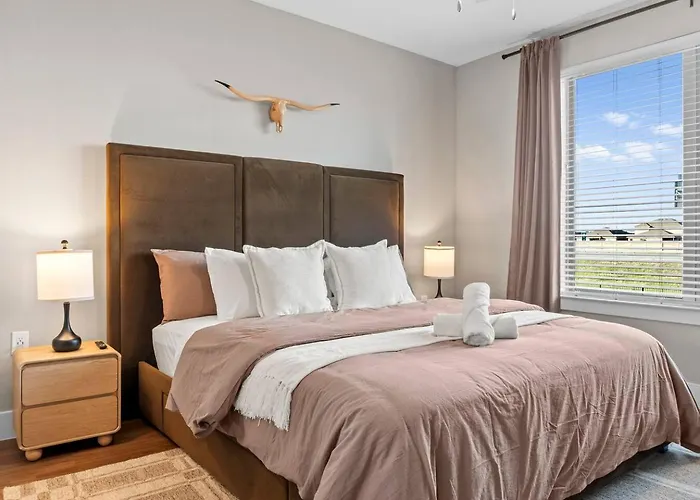 Apartment Luxury 1br King Bed In North Worth - Pool, Gym, Parking & Pet Friendly - Stockyards & World Cup