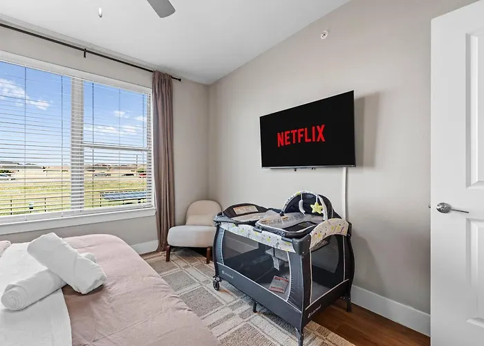 Apartment Luxury 1br King Bed In North Worth - Pool, Gym, Parking & Pet Friendly - Stockyards & World Cup *