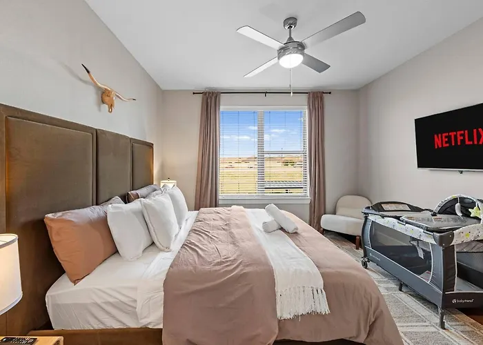 Apartment Luxury 1br King Bed In North Worth - Pool, Gym, Parking & Pet Friendly - Stockyards & World Cup